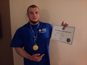 Andrej Mostovenko: Junioren-Weltmeister in der Klasse bis 82,5 kg 
